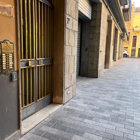 Calari Rooms - Affittacamere Bologna Exterior photo