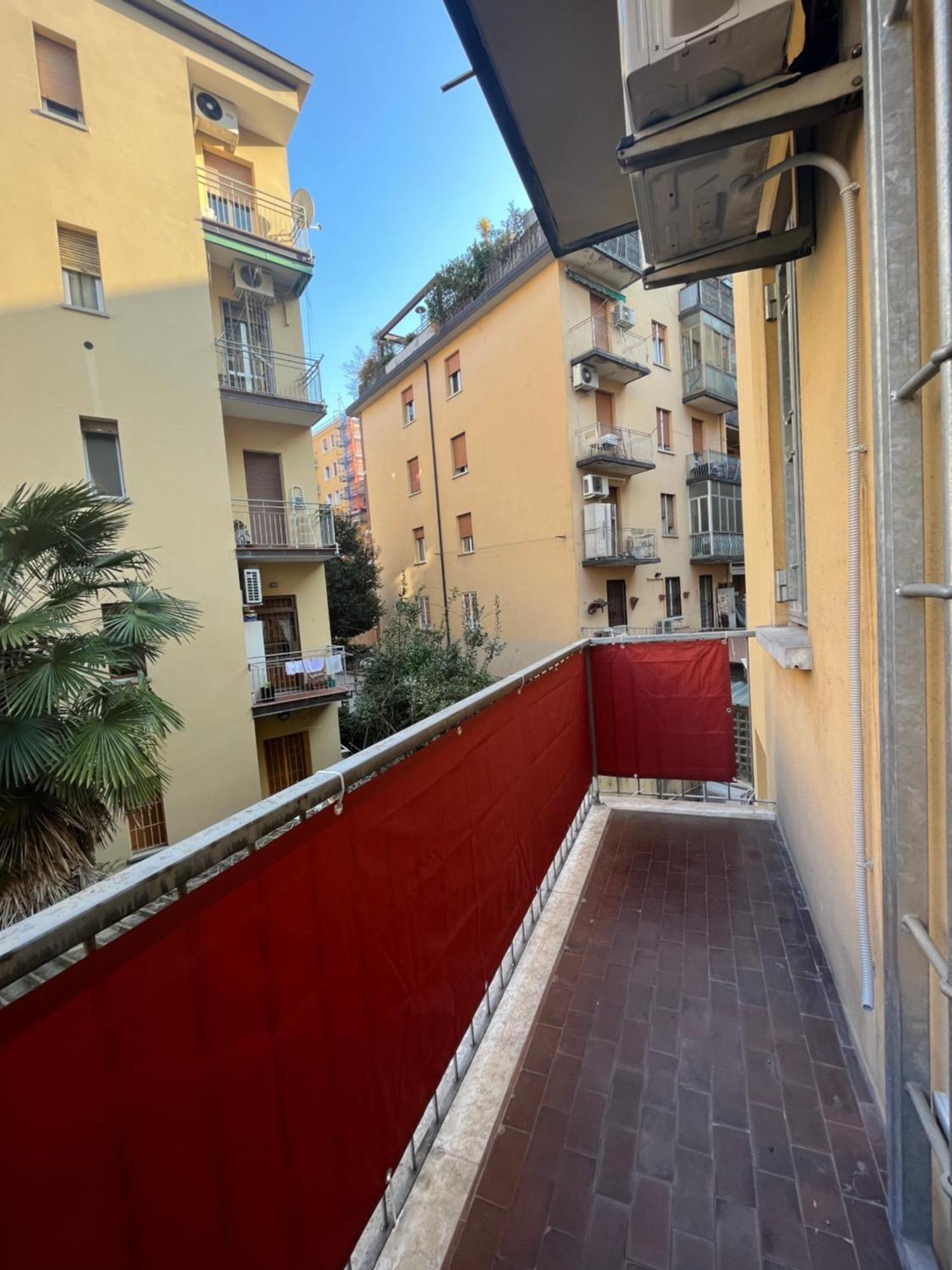 Calari Rooms - Affittacamere Bologna Exterior photo
